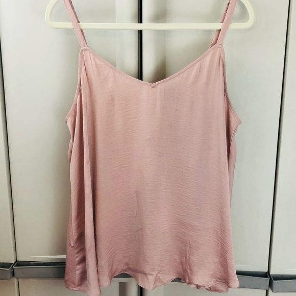 Torrid soft baby pink silky satin tank top plus size 0 - Picture 2 of 7